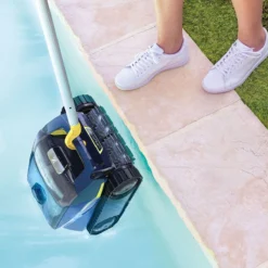 Robot De Piscine Sans Fil Freerider Zodiac -Haywar Piscine Magasin 439121 imgWEB Nettoyeur Freerider 6 2cc8